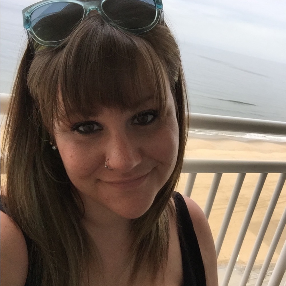 Meet your Posher, Stephanie